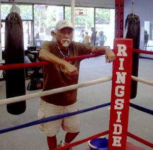 Former California Bantamweight Boxing Champion Norman “Bumpy” Parra joined some elite company October 20 when he was inducted into the California Boxing Hall of Fame.