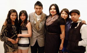 Rodolfo Kenjiro Xelano Salvador con su familia.