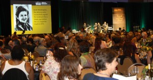 Más de mil quinientas personas se reunieron para conmemorar la existencia de la fundación “Planned Parenthood of the Pacific Southwest”.