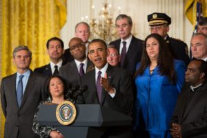 El Presidente Barack Obama habló sobre la reforna migratoria en el Cuarto Este de la Casa Blanca, Junio 11, 2013. (Official White House Foto por Pete Souza)