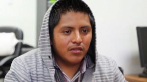 Rodrigo Perea quien vive en California, uno de pocos estados que ejecuta un programa paralelo de Medi-Cal.