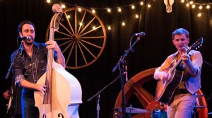 La banda The Easy Leaves durante su reciete presentación en San Francisco.  fotografía: Tudor Stanley 