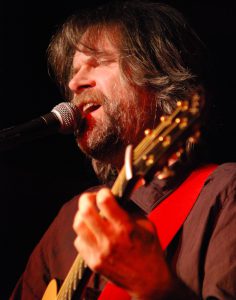 Acoustic guitarist Beppe Gambetta. Photo by Franco Rosso