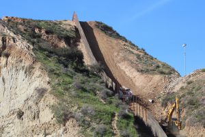 BorderConstruction6
