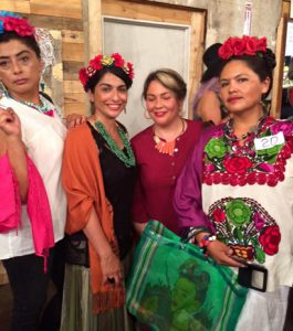 Fans of Frida, dressing like her, was the highlight of the evening.