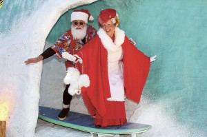 SurfinSanta