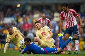Chivas y América, protagonizan el Clásico del fútbol mexicano en la Liguilla del Torneo Clausura 2016.