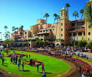 del-mar-races-opening-day-del-mar-entrance-la-jolla-
